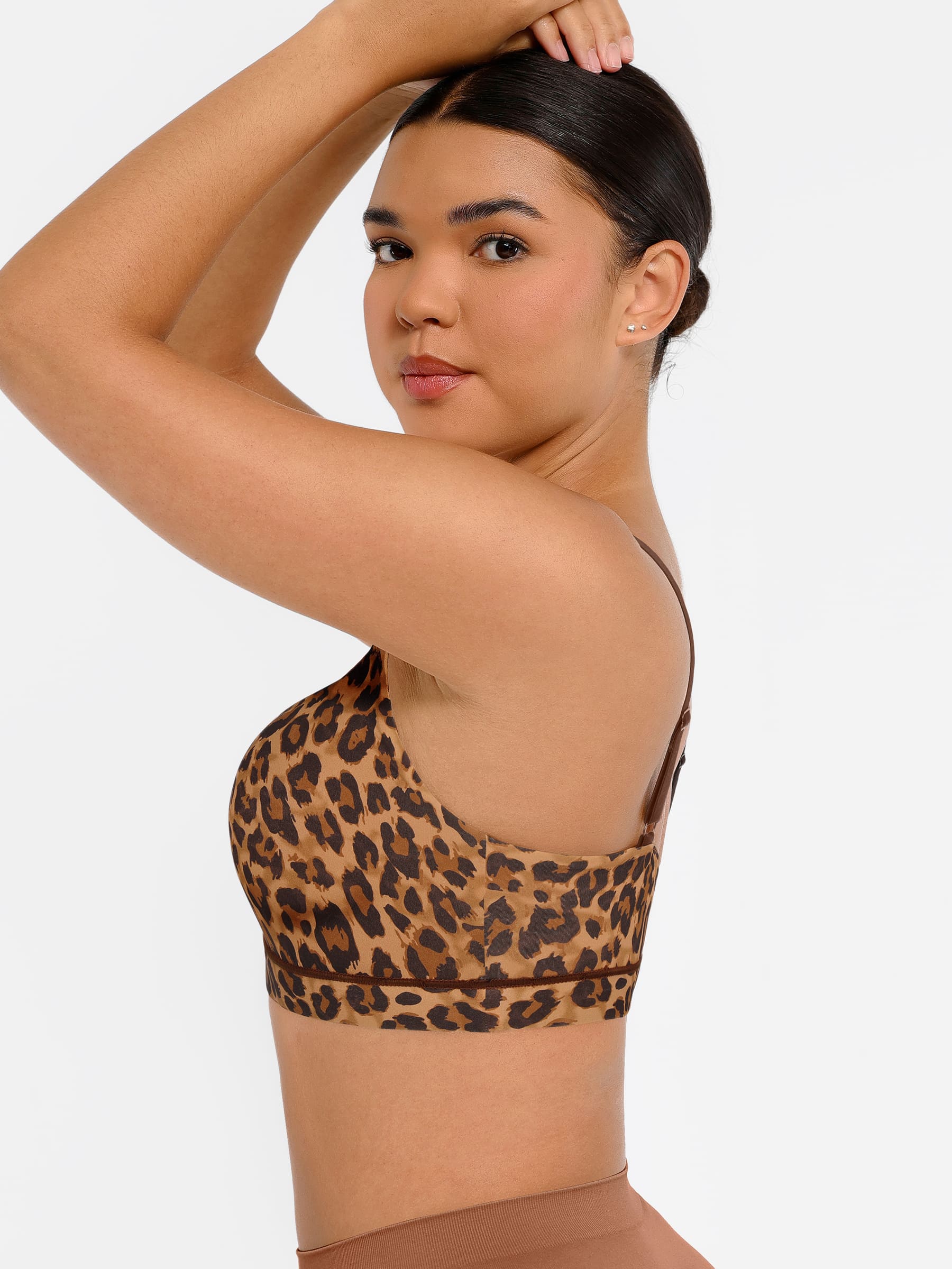 Wireless Invisible Square Neck Everyday Bra - Image 3