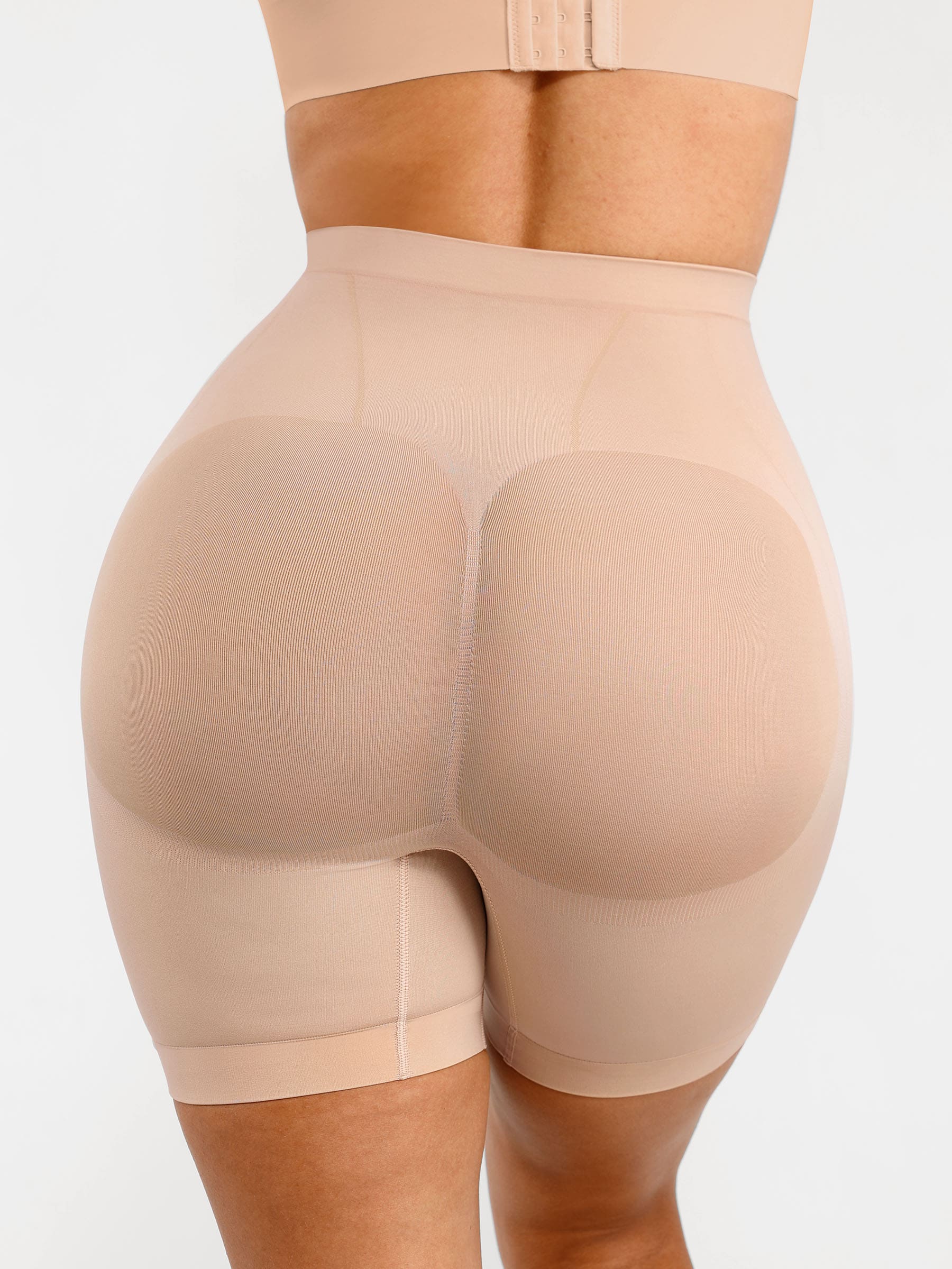 Butt-Lifting Seamless Comfort Shaping Shorts - Image 4