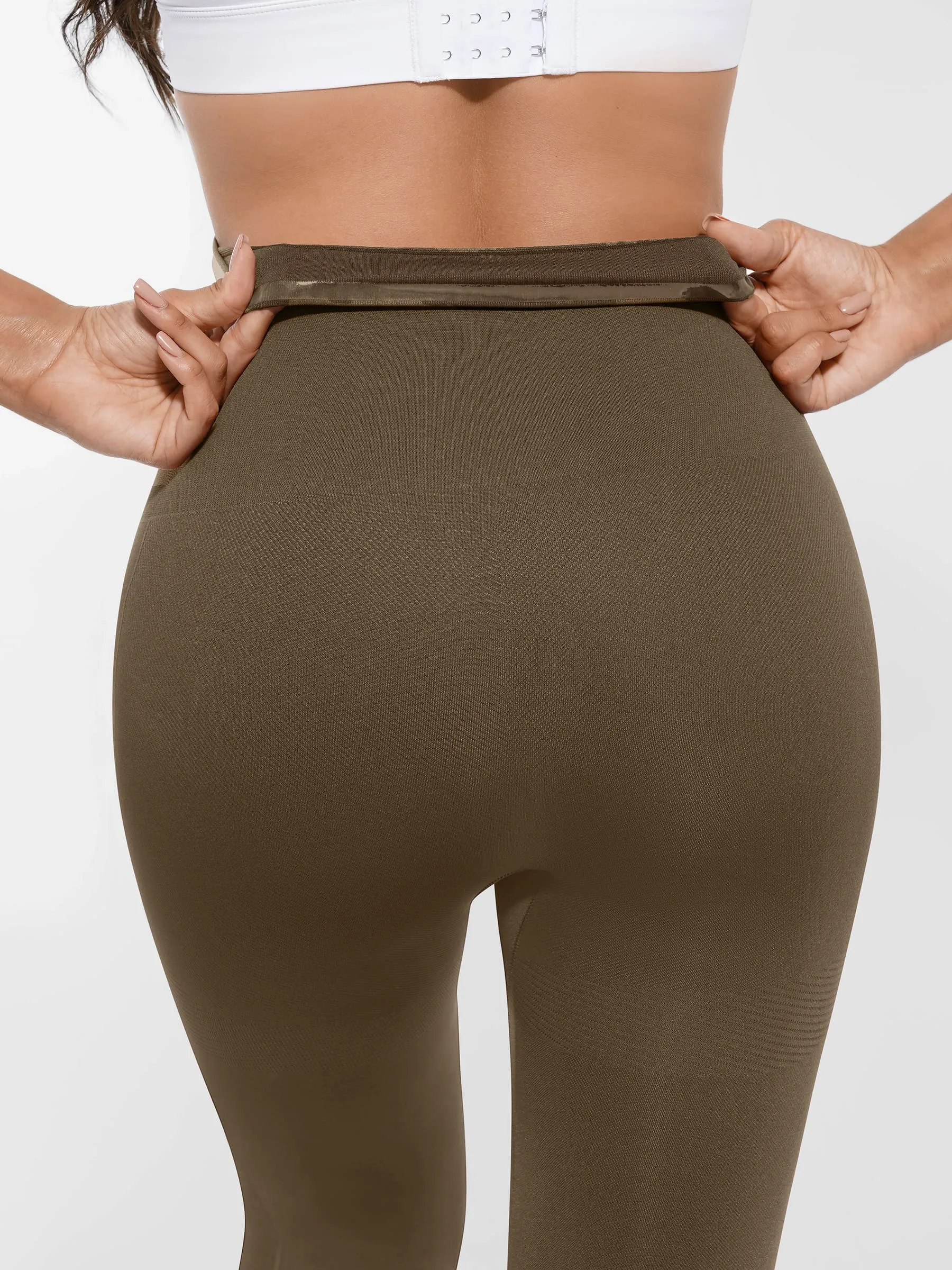 High-Waist Shaping Leggings - Image 16