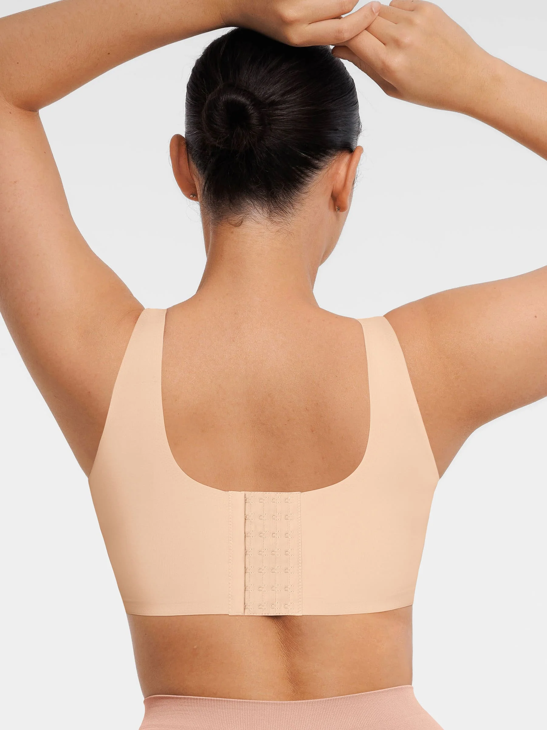 V-Neck Seamless Everyday Bra - Image 12