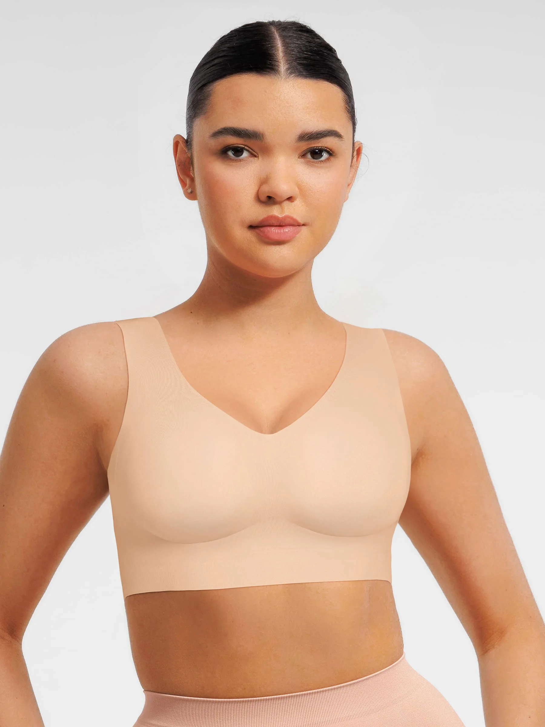 V-Neck Seamless Everyday Bra - Image 7